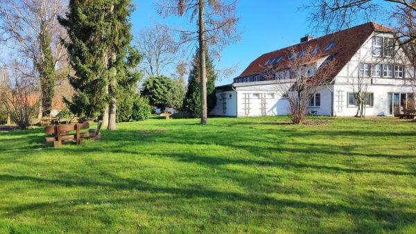 Landhotel „Zur Altenburg“, Kalefeld Landhotel „Zur Altenburg“, Kalefeld